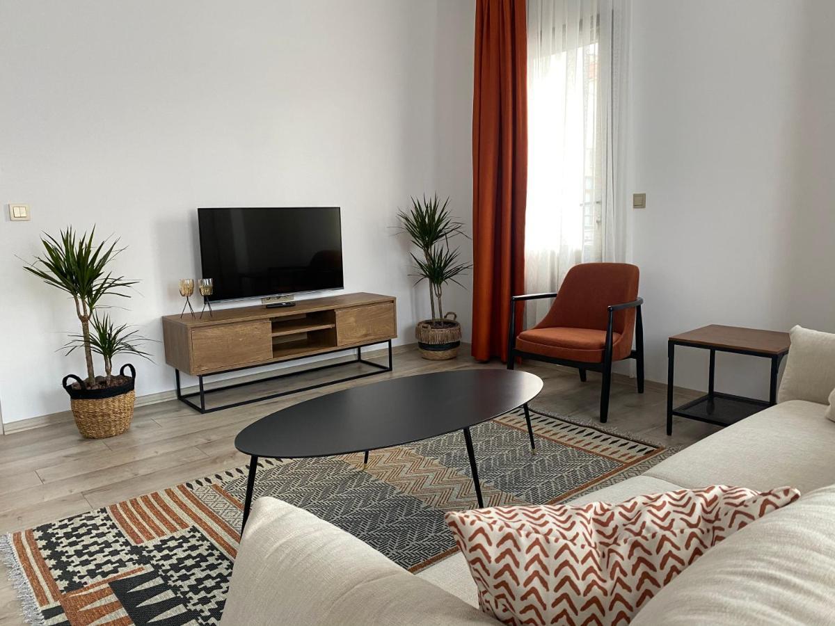 City Suites 马尔马里斯 外观 照片