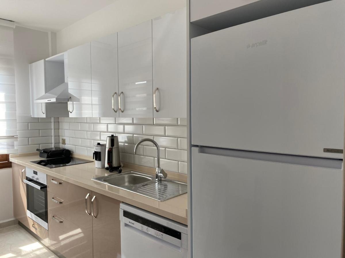 City Suites 马尔马里斯 外观 照片