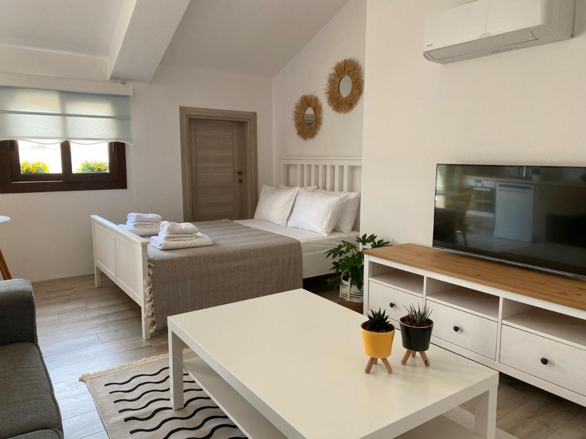 City Suites 马尔马里斯 外观 照片